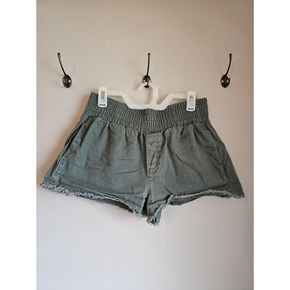 No Boundaries Shorts Womens‎ Large 11-13 Juniors Green High Rise Cut Off Raw Hem